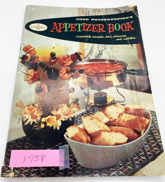 Vintage Recipe booklets from 1928, 1939, 1958, 1960, 1970 (etsy image id: 4414750039)