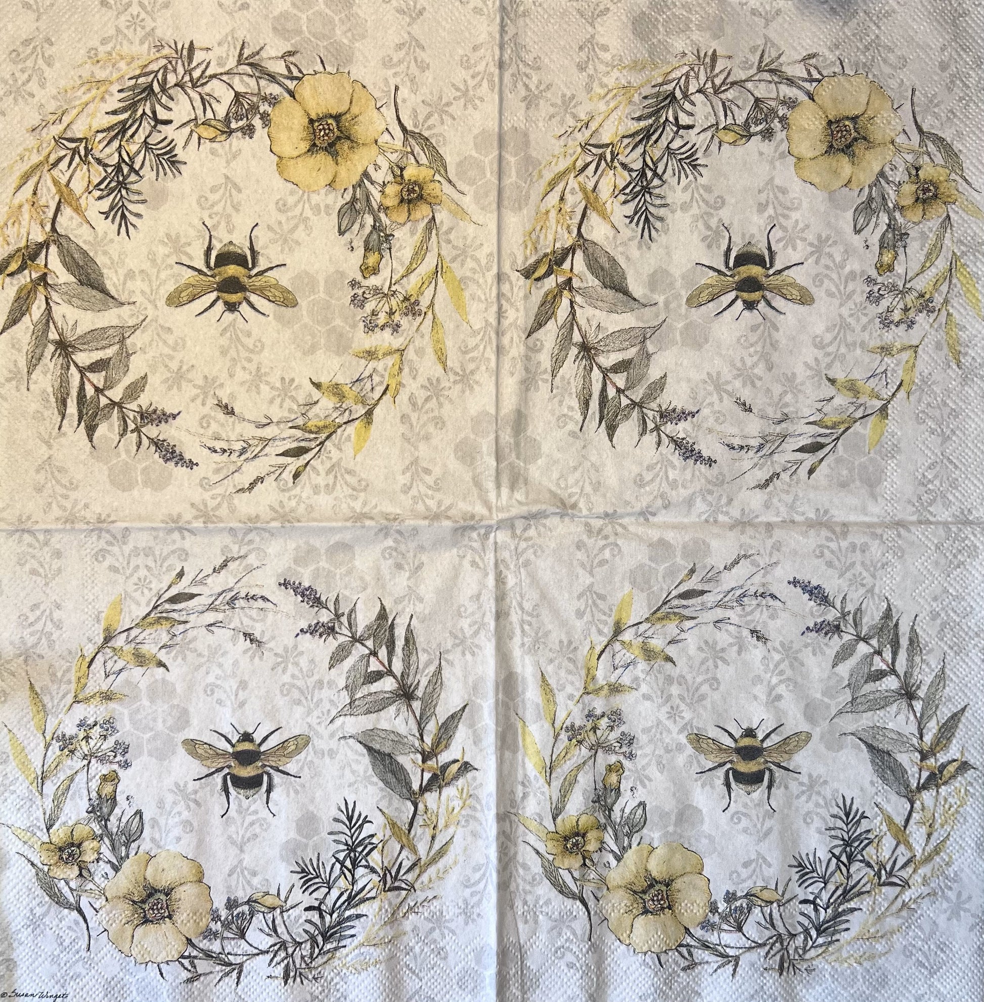 Artistic napkins Florals and bee  illustrations, mixed media, collage, Paper crafting (etsy image id: 4806146766)