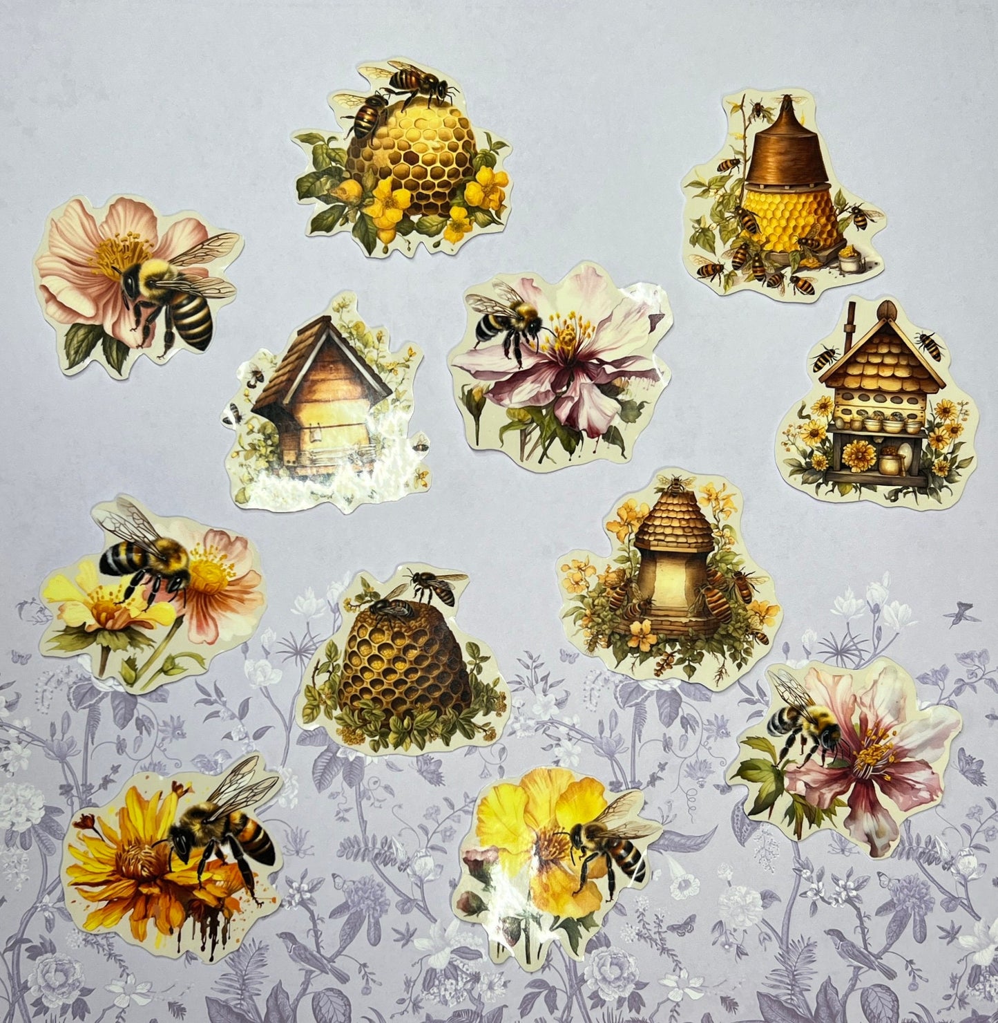 Bee House sticker (etsy image id: 5672377941)