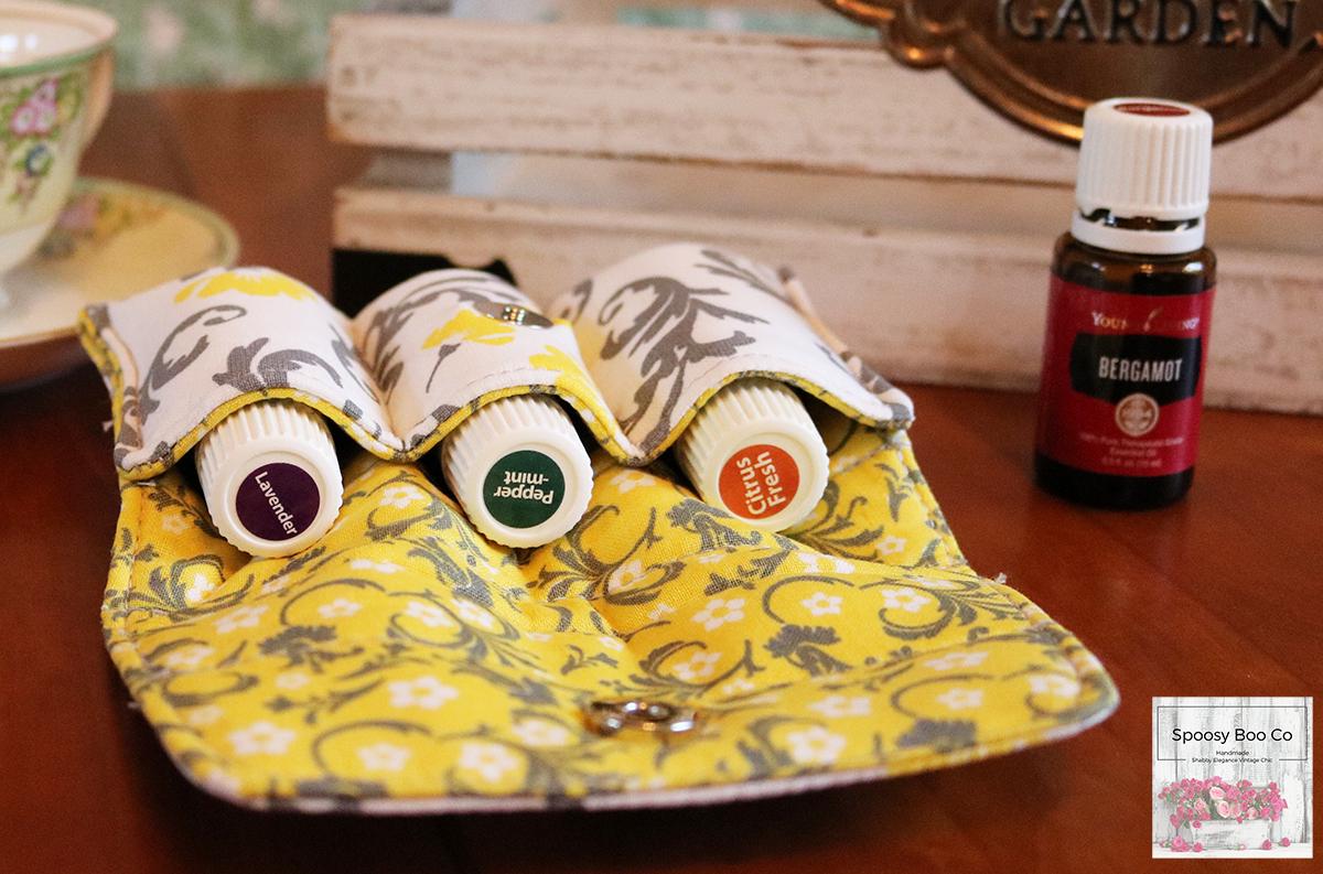 Floral Essential Oil Bag: Padded 3-Bottle Travel Pouch (etsy image id: 6576204357)