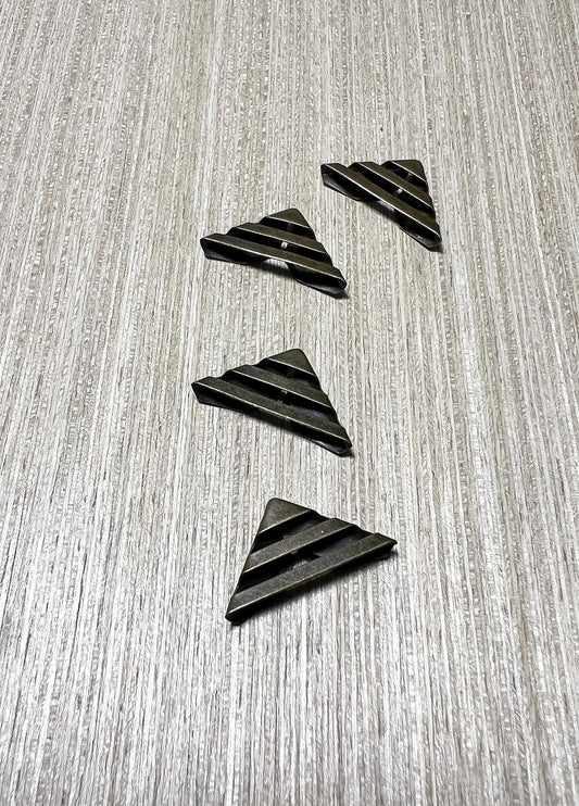 small metal book corner protectors in antique bronze color (etsy image id: 7808560519)
