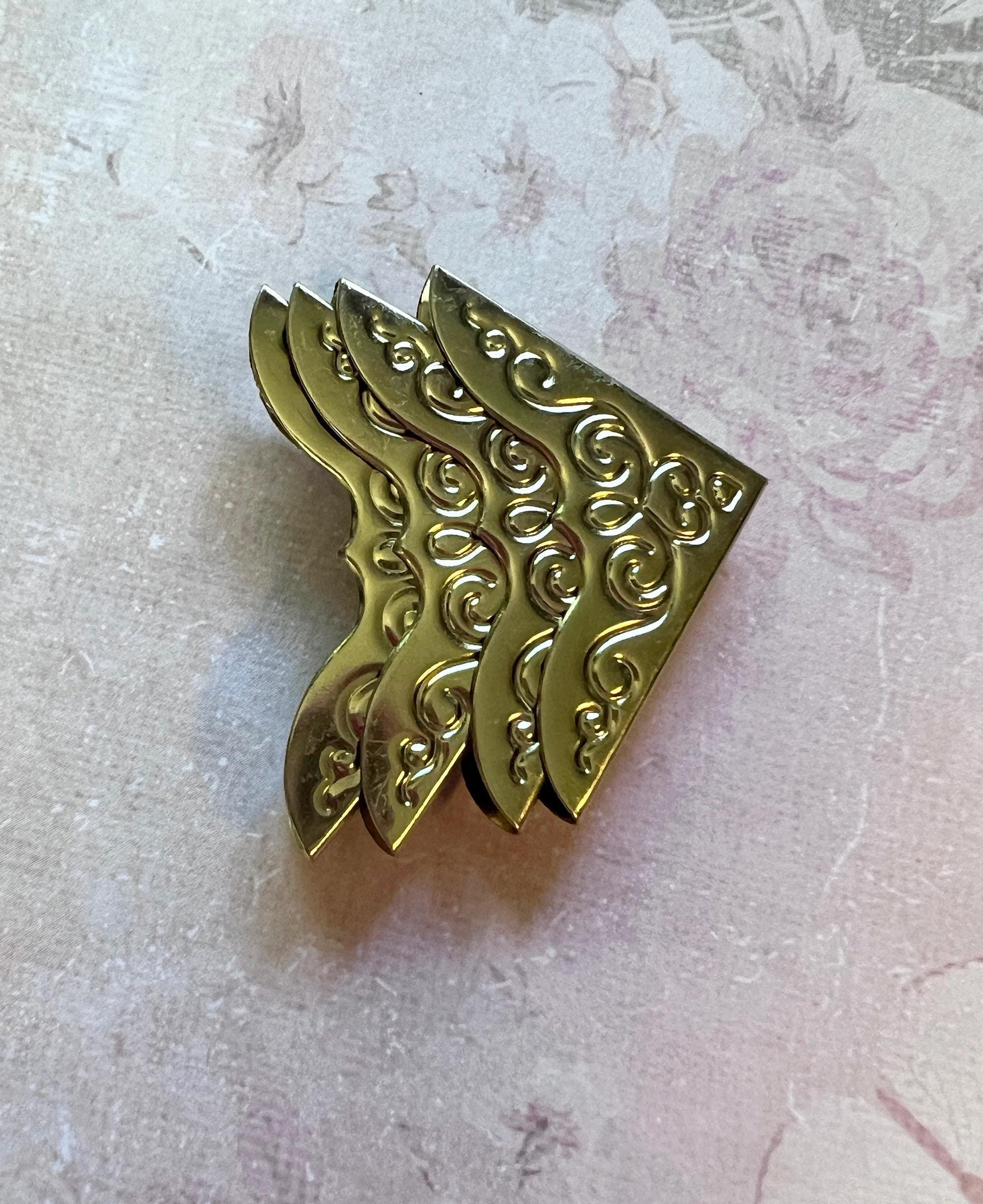 metal book corners in gold color (etsy image id: 7808564823)